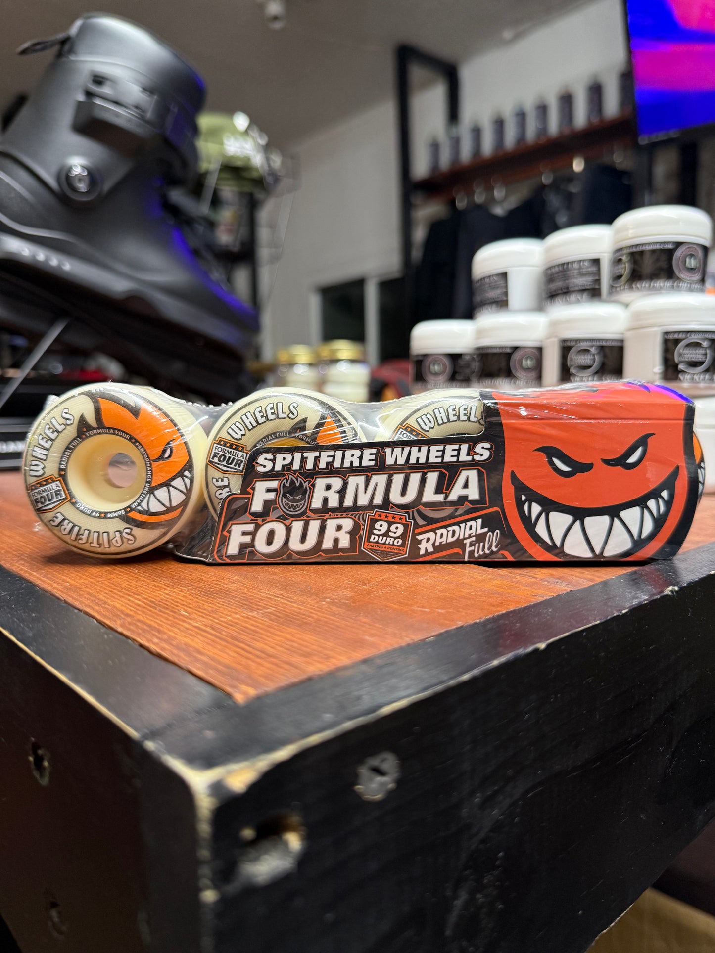 SPITFIRE F499 Radial Full 56mm 99a Skateboard Wheels