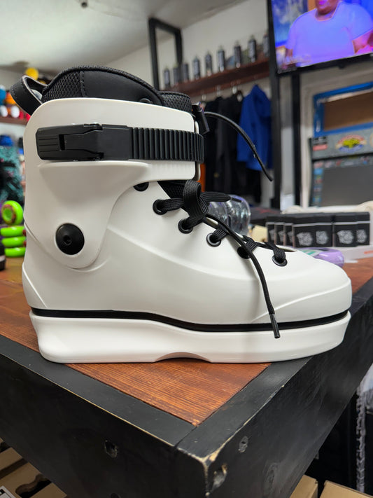 The Standard Skate Company  Omni inline skate (BOOT ONLY)